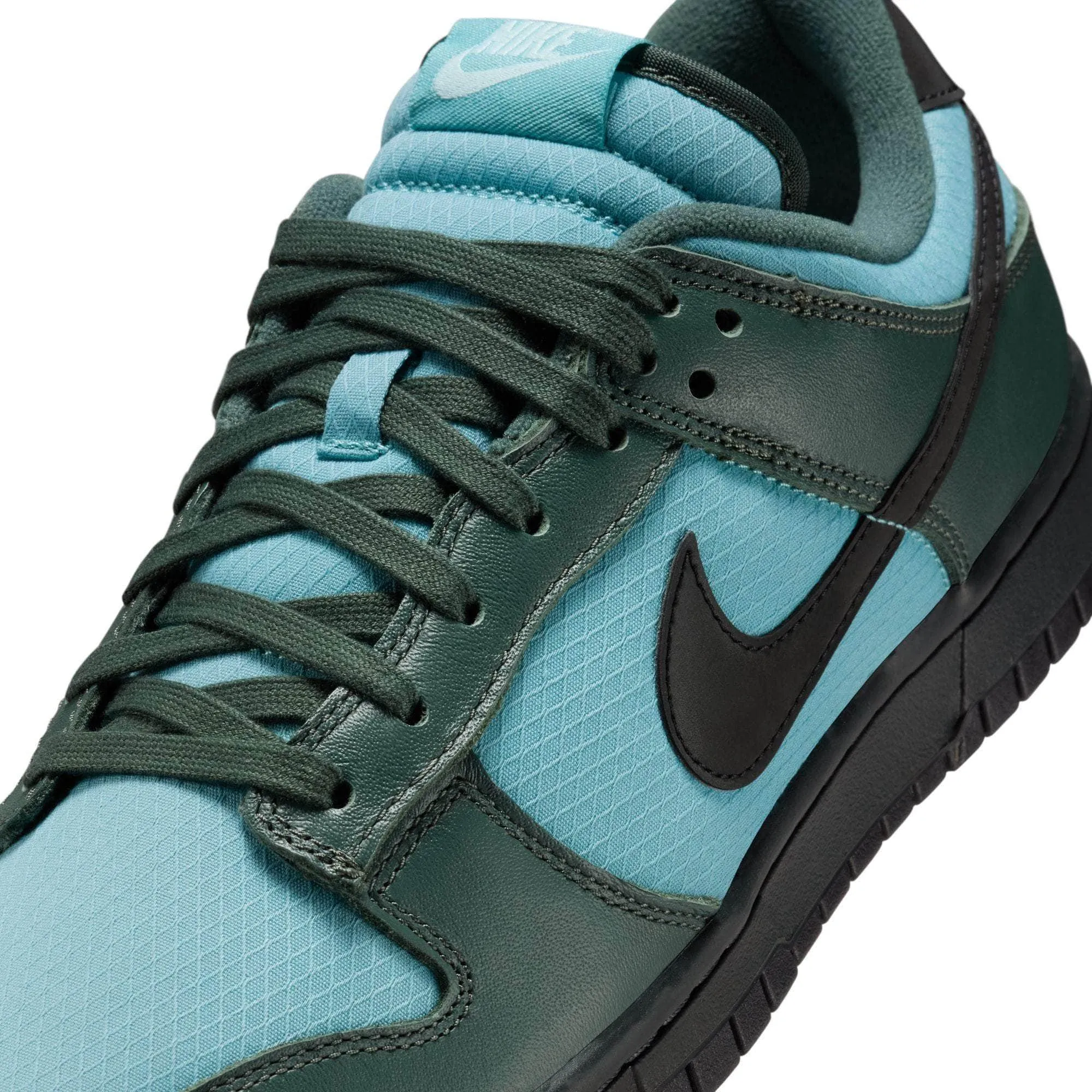 Nike Dunk Low Retro SE Winterized - Men's